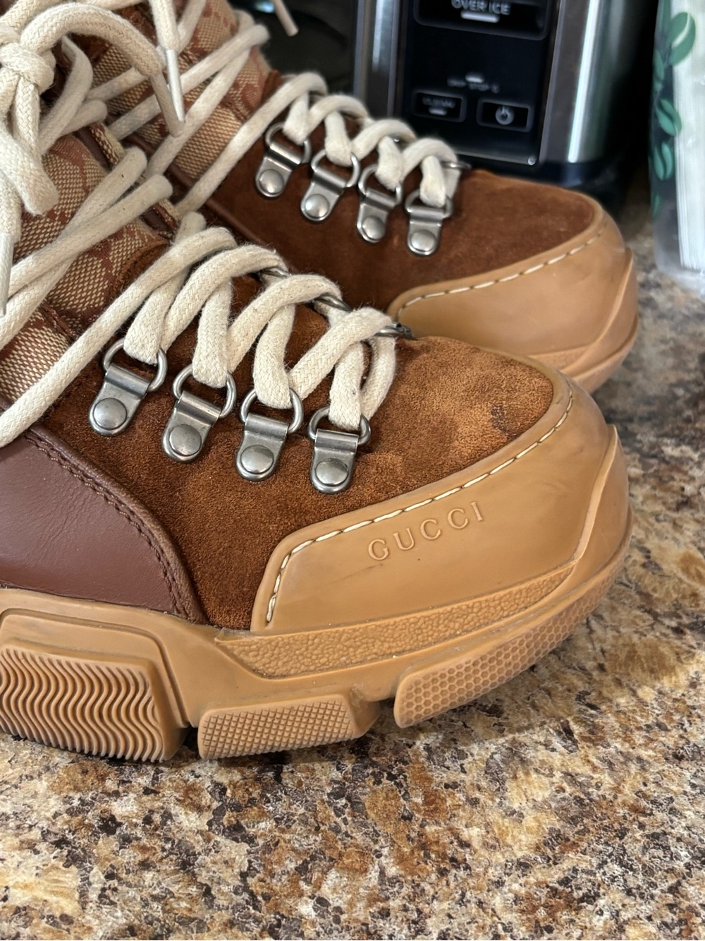 GUCCI “BRICK RED” FLASHTREK SNEAKERS SIZE 7.5 MENS MADE IN ITALY 100% AUTHENTIC - Picture 15 of 16